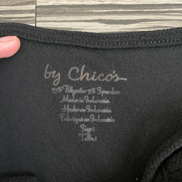 Womens By Chicoc’s Size 2 Tunic Long Ruffle Sleeve Front Lace Up Blouse - Picture 4 of 6